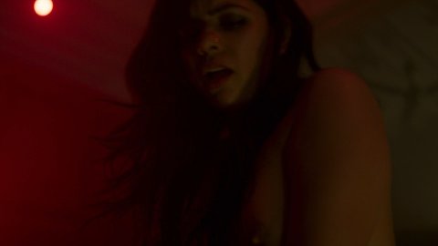 Rajshri Deshpande - Bed Scenes in McMafia s01e02 (2018)