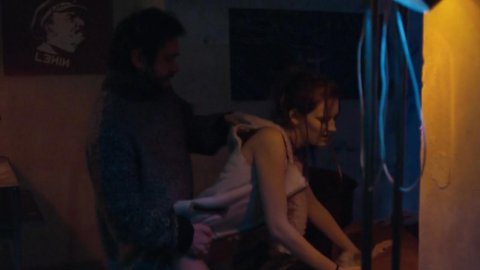 Barbora Janova - Bed Scenes in Cirkus Bukowsky s02e03 (2014)