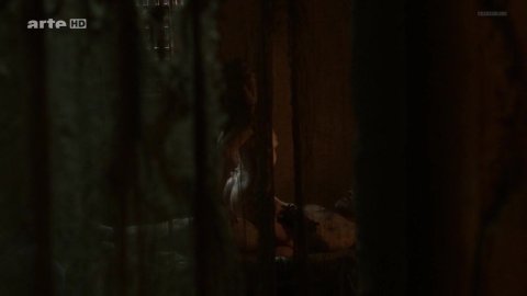 Vittoria Scognamiglio - Bed Scenes in Odysseus s01E03 (2013)