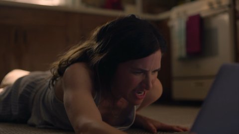 Kathryn Hahn - Bed Scenes in Mrs. Fletcher s01e03 (2019)