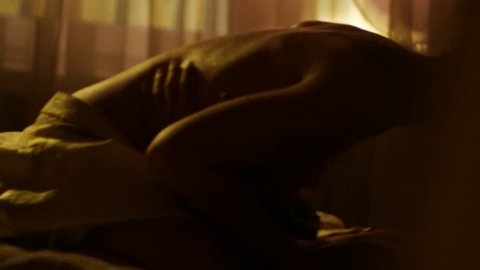 Cecilia Hall, Louise Nyvall - Bed Scenes in Farang s01e01 (2018)