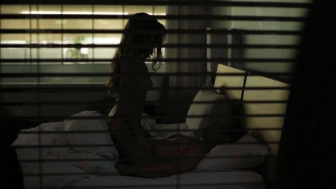 Riley Keough - Bed Scenes in The Girlfriend Experience s01e03 (2016)