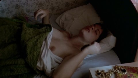 Marcia Gay Harden, Donogh Rees - Bed Scenes in The Crush (1992)