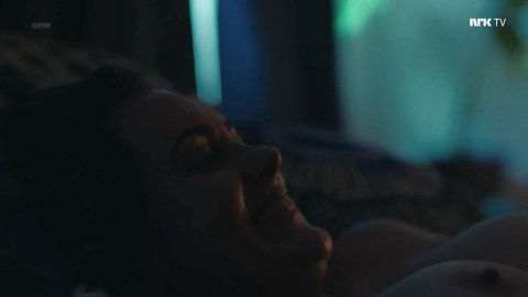 Siri Seljeseth - Bed Scenes in Young & Promising s03e01 (2018)