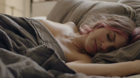 Tammy Minoff - Bed Scenes in Limerence (2017)