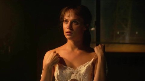 Alicia Vikander - Bed Scenes in Earthquake Bird (2019)