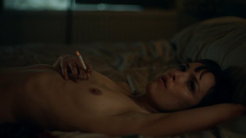 Jody Balfour - Bed Scenes in Rellik s01e05 (2017)