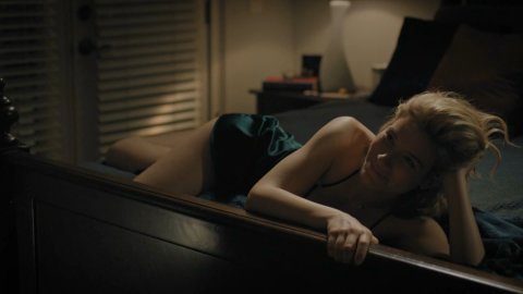 Tessa Ferrer - Bed Scenes in Mr. Mercedes s02e01 (2018)