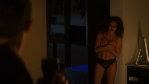 Rebecca Azan - Bed Scenes in Huge in France s01e01 (2019)