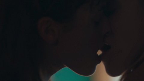 Marie Boda, Marie Tourell Søderberg - Bed Scenes in Cold Hawaii (2020)