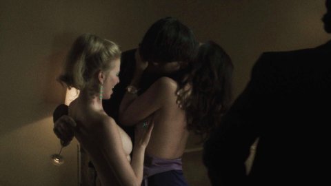 Kati Sharp, Frances Eve - Bed Scenes in Vinyl s01e09 (2016)