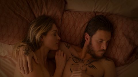 Annabelle Stephenson - Bed Scenes in Tidelands s01e01-03-05 (2018)