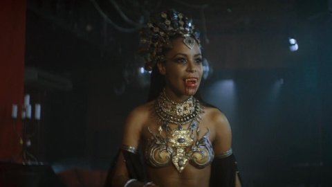 Aaliyah - Bed Scenes in Queen of the Damned (2002)